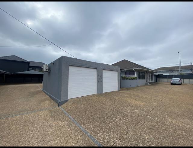 350M² BUILDING FOR SALE IN MILNERTON CENTRAL